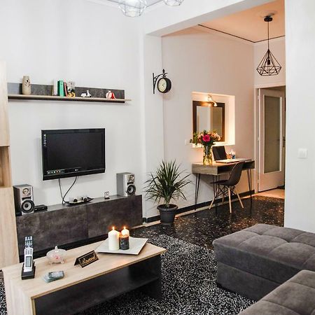 Luxury Apartment Near Acropolis! In The Heart Of Athens! Zewnętrze zdjęcie